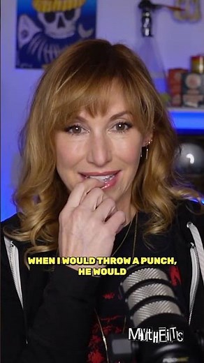 The Moment a Chimp's Behavior Became Dangerous #wildlife #chimpanzee