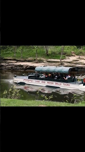 Splash Into Adventure: Wisconsin Dells Duck Boat Tour! 🦆🚤👀 #travel #explore #wisconsin