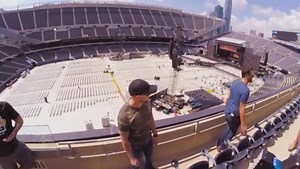 76K views · 3.9K reactions | Relive CMT Hot 20 Countdown's favorite moments AND see our top 20 videos from 2014! #CMThot20's Video of the Year special reairs TODAY at 10a/9c. Oh, and you're gonna wanna watch these moments with Luke Bryan... | CMT | Facebook