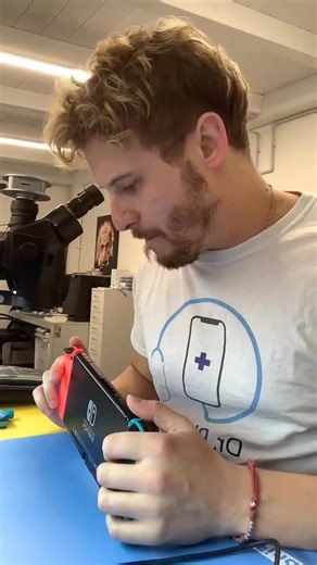 Nessuna immagine su questa nintendo switch se scollegata dalla dock 👀 #perte #nintendoswitch #nintendo #fyp #virale #reels #instagram #insta #gaming #viral #display | Dr Phone Ragusa