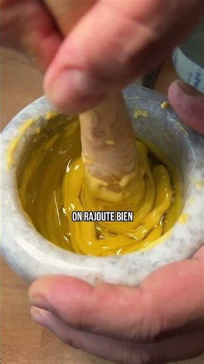 TRADITIONAL MAYONNAISE 🫒🥚 #mayonnaise #sauce #mayo #sauces
