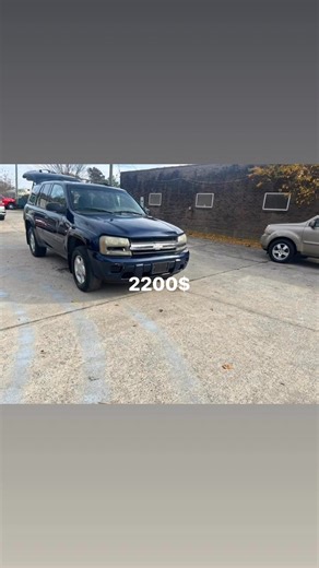 2003 Chevy trailblazer 193,000 2200$ | Reese Dines