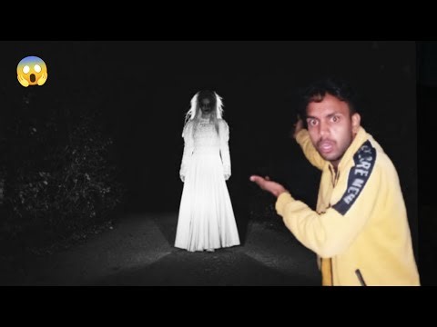 Testing Ghost Detecting App😱 | Omg It's Really Work ☠️