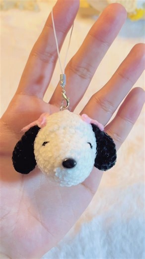 Crochet Snoopy Head Keychain Tutorial
