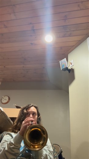 Katie Sainato on Instagram: "Here is Jingle Bells!! On trumpet…. Haven’t touched one in who knows how long as I played French horn in brass methods so I wouldn’t say I did a terrible job lol😅. #christmas #clarinet #yay"