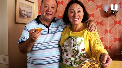 Two Doors Down - Series 1 Episode 1