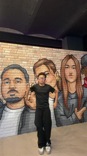 Baddies in Belgica dance — Khalid Lunatix real account
