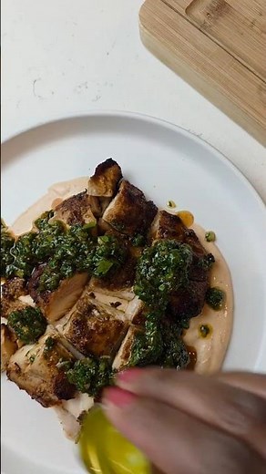 JUICY Harissa Chicken Thighs with Chermoula Sauce! 🐔🔥