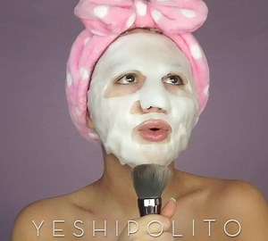 230K views · 550 reactions | I can't be the only who has a show while their mask sets? This one is another crazy foam up one its from Double Dare Spa 2 in one bubble mask. (2 part system) -Mask #1 - Detox Bubbling Mask will cleanse and detoxify the face with natural ingredients. -Mask #2 -Microfiber Mask will feed the skin with various nutrients, hydrolyzed collagen and plant-based stem cells to give your skin a healthier, younger looking glow. | Yesenia Hipolito | Facebook