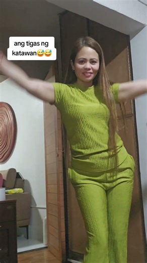 ang tigas ng katawan😅 #short