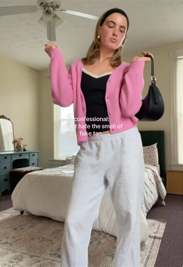 How to Perfectly Apply Fake Tan Without Hassle