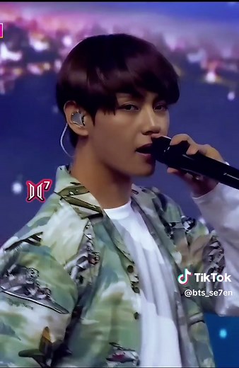 ▄︻デ⟭⟬⁷━✮втѕ✮❥❥ على TikTok