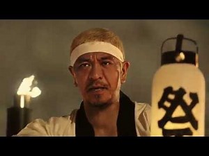 松本人志「タウンワーク」CM1周年でハッピを着た新CM「祭り」編に出演！