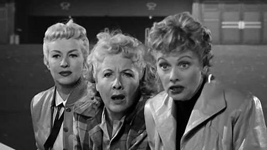 The Lucy-Desi Comedy Hour- s7ep04-lucy wants a racehorse