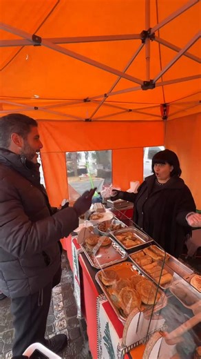 Juan Roberto | MUSA on Instagram: "En mi familia sabemos algunas palabras en Árabe que nos enseñaron nuestros abuelos y nuestros padres, y tengo que admitir que masari es mi preferida🤣. Yamila, esta paisana libanesa que vive en Zurich, Suiza me confirmó el significado de Masari y me retó a aprender full el idioma Árabe. Me voy a poner en eso! Por otra parte, es importante siempre apoyar a su gente! A la gente de su pueblo y también de los paises de sus antecesores!"