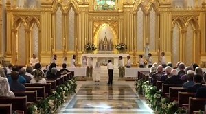 MAY CROWNING 🎶 Oh Mary we crown Thee with blossoms today 🎶 olamshrine.com | olamnuns.com | priestretreat.com | Shrine of the Most Blessed Sacrament