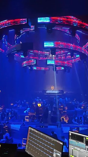 Column-Free Nightclub Design for Unobstructed Views