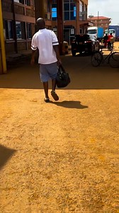 😂😂 Unavuka Mwaka Me NaVuka Boarder!! We Are Not The Same!! #GodWin #Uganda #NewYear | 2mbili