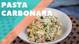 A classic Pasta Carbonara is the ultimate Richo dish with crispy bacon, creamy butter and fresh herbs. The perfect “hump day” dinner. 🍝🐷 | Good Chef Bad Chef