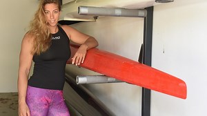 Fotókon a kajakozó Csipes Tamara kislánya, aki kimaxolja a cukiságfaktort