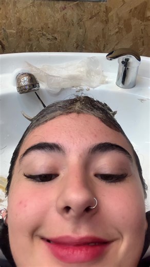 The Ultimate Guide to Growing Out a Pixie Cut