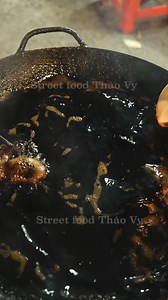 lý giải vì sao dầu chiên bánh lại màu xuống màu #streetfoodthaovy #reelsvn | Street Food
