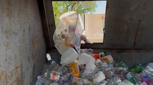Amid landfill crisis, Springfield residents recycle on Earth Day