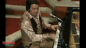 REMEMBER Mickey Leroy Gilley (March 9, 1936– May 7, 2022) was an American country music singer and musician. Although he started out singing straight-up country and western material in the 1970s, Gilley moved towards a more pop-friendly sound in the 1980s, bringing him further success on not just the country charts, but the pop charts as well. Video Jerry Lee Lewis & Mickey Gilley (Pop Goes Country 15-10-1978) | Rockabilly Italia