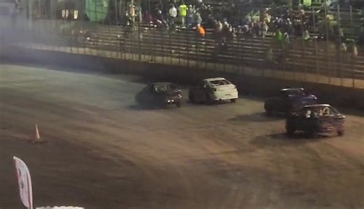 Josh Robb 48R, Laura Davis 04 heat race 10/18/25 | Robb Racing