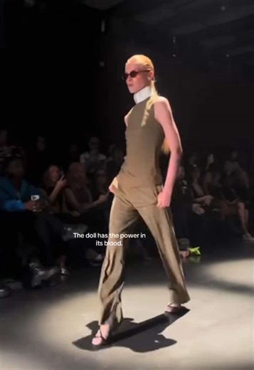 #ColinJones for #032c