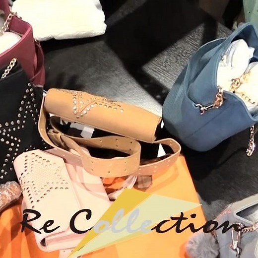 QVCジャパン on Instagram: "QVCモデルが勢揃い！！🥰 ‌ 11/4は莉子さん・祐佳さんがプロデュースする 【Re-Collection QVCモデル発ファッション+1】💐 ‌ 今日はメーカー打ち合わせと、 QVCモデルが勢揃いした決起集会の様子を ちょっとだけお見せしちゃいます💓 ‌ 今回の番組を行うために動き出したのはなんと今年の3月😳 メーカーさんとの打ち合わせを何度も重ねてきました🙌 ‌ さらに決起集会も行いました😆 QVCモデルが勢揃いした光景は、 社員でもなかなか見る機会はないんです😳💕 ‌ ‌ オンエアは11/4(月)10:00です！🙌﻿ ぜひお見逃しなく👀﻿ ﻿ ※音量をオンにしてみてくださいね😆 ﻿ ‌ #recollection#qvcモデル#qvc莉子#qvc祐佳#モデル#専属モデル#バッグ#モデルプロデュース#トレーニング#おしゃれさんと繋がりたい#アラフォーコーデ#アラフィフコーデ#40代コーデ#50代コーデ#40代ファッション#大人コーデ#お洒落さんと繋がりたい#おしゃれさんと繋がりたい#qvcjp#qvcジャパン#q