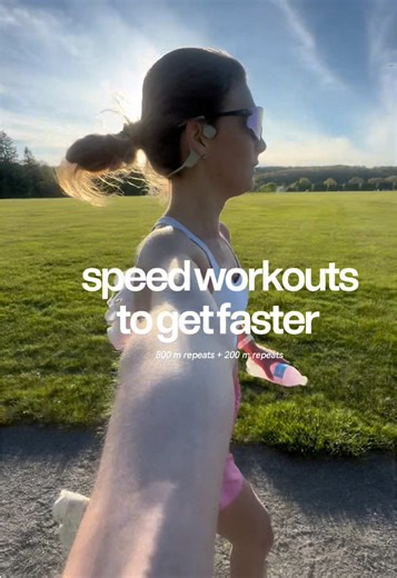 Welcome back to my series where I show you my favorite speed workouts to help you get faster — Pt 6 : 800m repeats 200m repeats #fyp #runningtips #marathontraining #running #runner