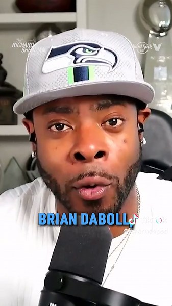 Jaxson Dart Shines in NFL Debut Against Chargers