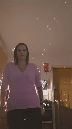 Samantha & Andy Cotterill (@andysammyuk)’s videos with Hoedown - Sammy C