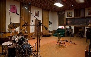 10 essential indie rock music production techniques