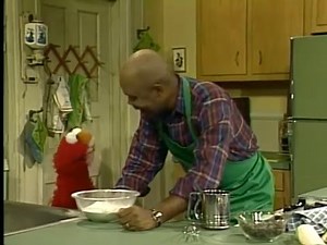 Sesame Street - Elmo & Gordon Make Cookies/Snuffy Does Magic