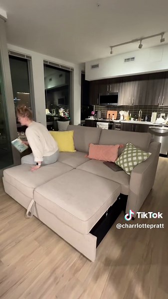 Decorating My Living Room - Big Girl Apartment Edition