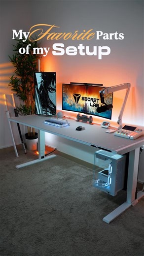 Delvis Reyes on Instagram: "This is @secretlab ’s best all-white setup. The cable management of the MAGNUS PRO XL is simply fantastic; it literally elevated my setup, making it truly clean. All of this, combined with the TITAN EVO Pure White, makes it not only look great, but feel great too… #gamingsetup #desksetup #pcsetup"