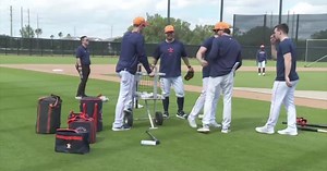 Boys of summer return to baseball diamond as fans flock to spring training sites