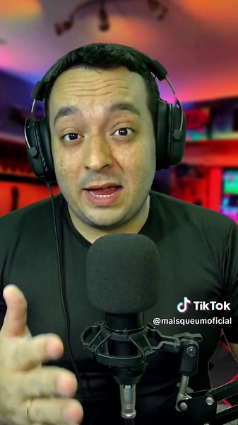 Lobo vs Superman: Epic Battle of DC Comics Characters