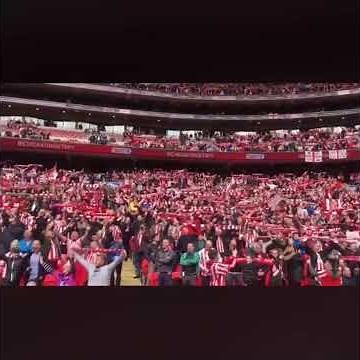 Sunderland fans singing wise men say at Wembley