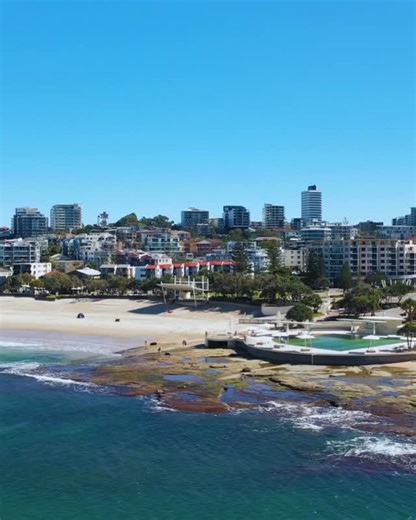 It’s trivia time again! Did you know this one? Built in 1896, the old Caloundra Lighthouse is Caloundra’s oldest surviving building. Rescued from demolition, moved, restored, and returned home, it’s guided thousands of boats and remains a proud part of our towns story. Want to see it up close? 🕰️ Tours run 9.00am -3.00pm (last tour 2.30pm) 🗓️ Open the 2nd & 4th Saturday of each month 💲 $5 for adults, kids go free Have you been on a lighthouse tour yet? #caloundra #caloundralocal #localtreasur