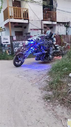 ประสบการณ์น่าตื่นเต้นกับเอเลี่ยนและ Predator