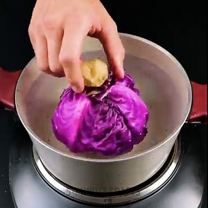 8.4M views · 235 shares | 10 awesome science tricks you can try at home. Experiments with food by 5-minute crafts: | Smart is the New Sexy | Facebook