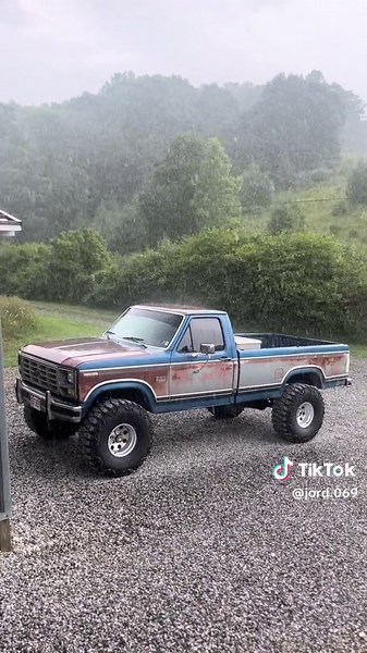 Exploring the Trendy Bullnose Ford Truck Phenomenon