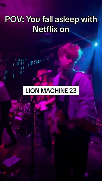 This is what live music is all about! Make sure you are at the next event! #thefiddlerselbow #rocknroll #livemusic #london #camden #northlondon #fyp #independentvenue #rock