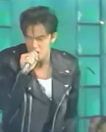 80年代カフェバーで楽しむ懐かしい音楽