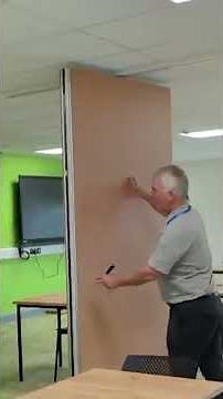 Slido Moveable Walls | Brooklands Technical College