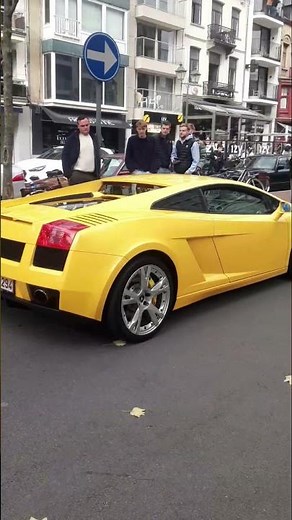 YELLOW Lamborghini Gallardo TURNING HEADS IN KNOKKE 💛🔥 #knokke #supercars #lamborghini