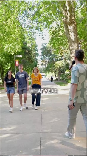 Do you think you can answer these 2000’s kid questions?#2000sthrowback##streetinterview##manonthestreet